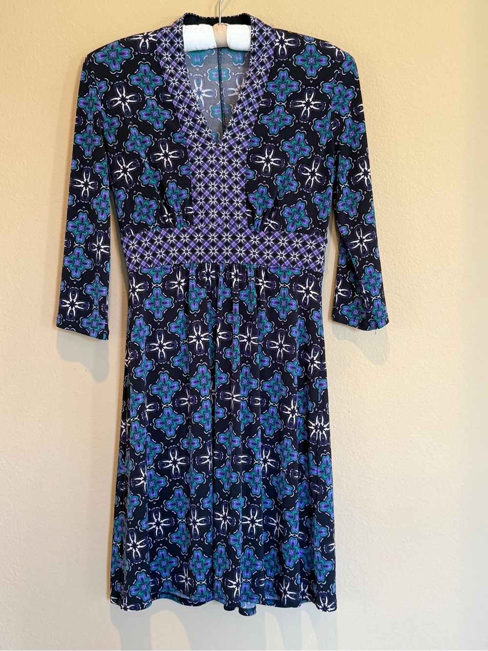 Navy Blue Floral Long-Sleeve V-Neck Dress